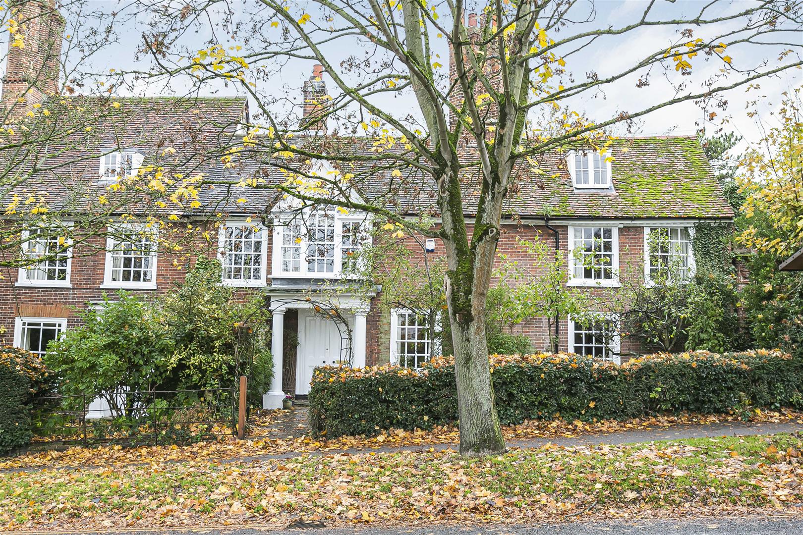 4 Bedroom for sale in Saffron Walden Cheffins Saffron Walden Sales
